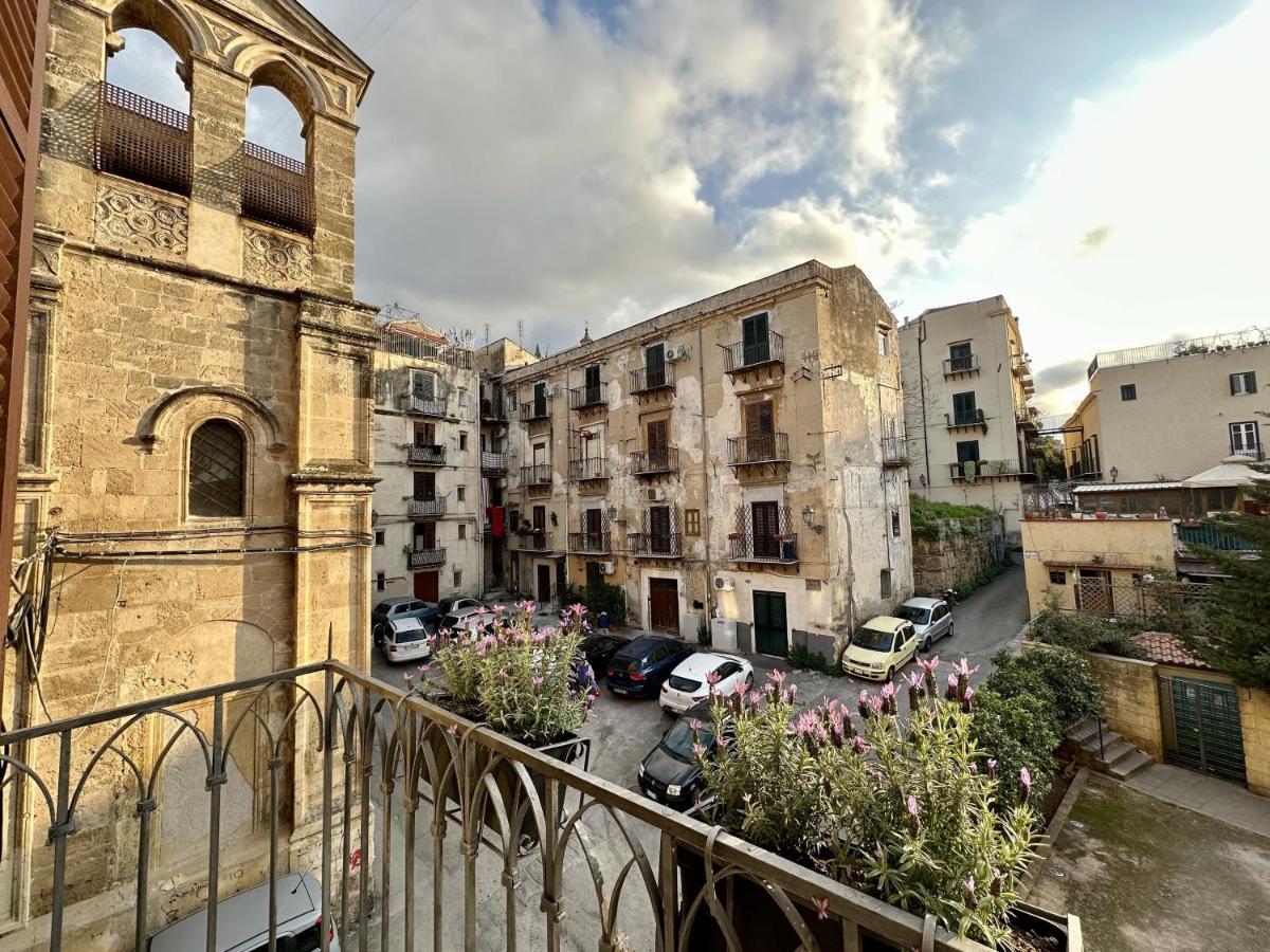 Casa Guilla_Alla Cattedrale Palermo Eksteriør bilde